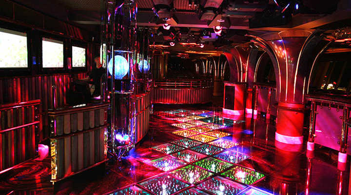 Skywalker's Nightclub
